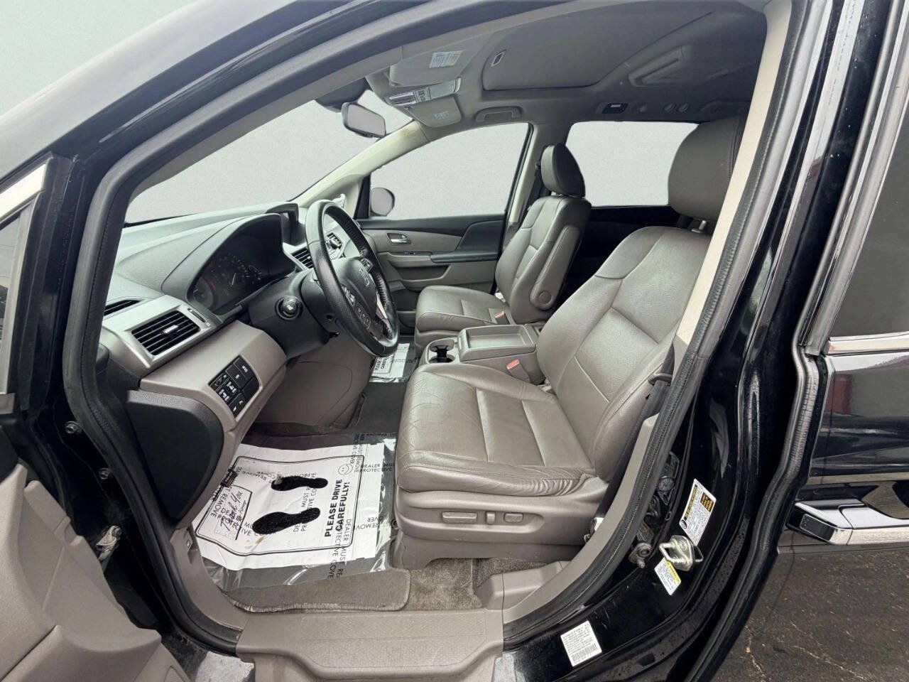 Used 2016 Honda Odyssey Touring image 16