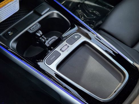 New 2026 Mercedes-Benz GLB 250 4MATIC image 20
