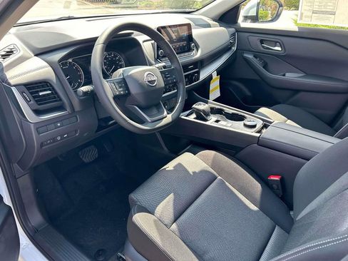 New 2026 Nissan Rogue SV AWD/4WD image 12