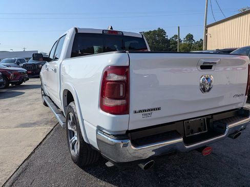 Used 2020 RAM 1500 Laramie AWD/4WD image 1