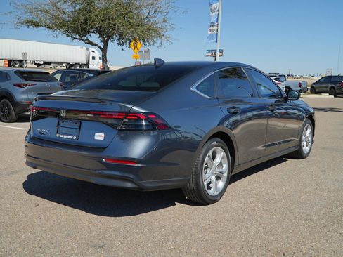 Used 2023 Honda Accord LX image 5
