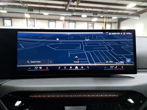 Certified 2025 BMW 330i Sedan w/ M Sport Package image 24