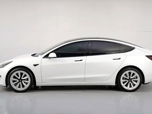 Used 2023 Tesla Model 3 Standard Range image 48