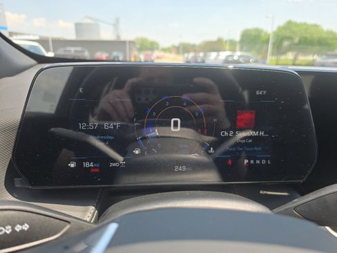 New 2026 Chevrolet Equinox LT w/ Convenience Package II image 17