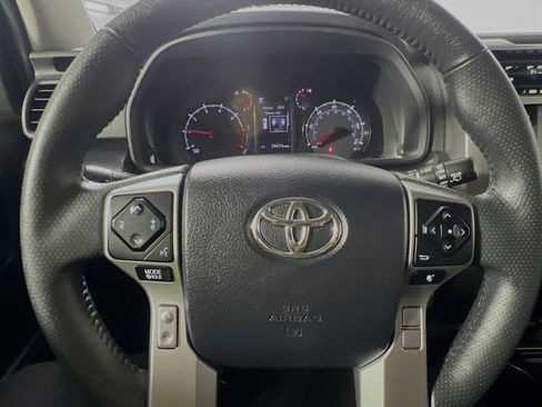 Used 2024 Toyota 4Runner SR5 image 18