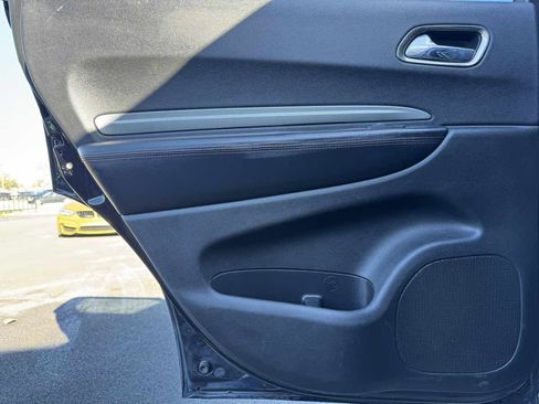 Used 2018 Dodge Durango R/T w/ Trailer Tow Group IV image 40