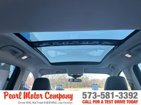 Used 2021 Ford Escape SEL image 25