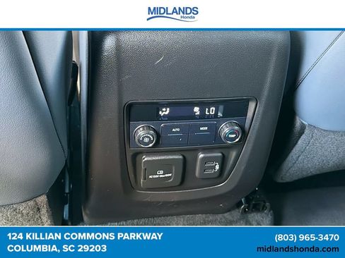 Used 2022 Buick Enclave Essence w/ Experience Buick Package AWD/4WD image 9
