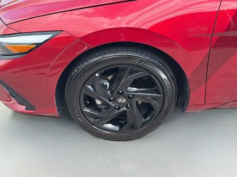 Certified 2026 Hyundai Elantra Sport FWD image 29