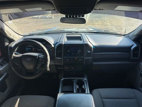 Used 2021 Ford F250 XLT w/ XLT Premium Package image 11