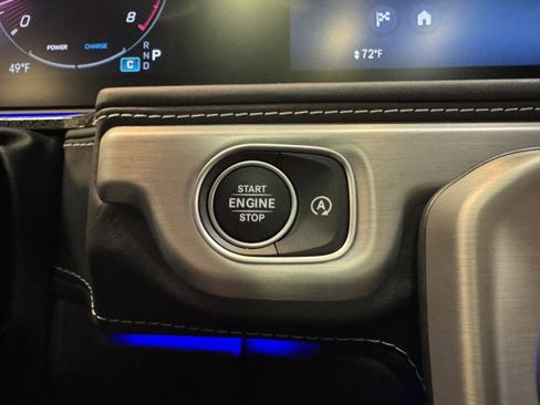 Used 2025 Mercedes-Benz G 63 AMG AMG G 63 image 37
