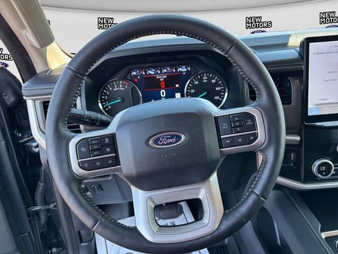 Used 2024 Ford Expedition XLT AWD/4WD image 13