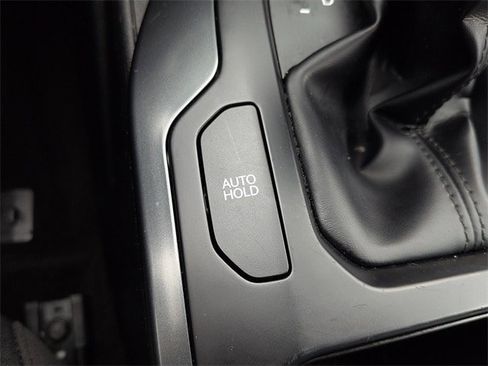 Used 2025 Kia K4 LXS image 23