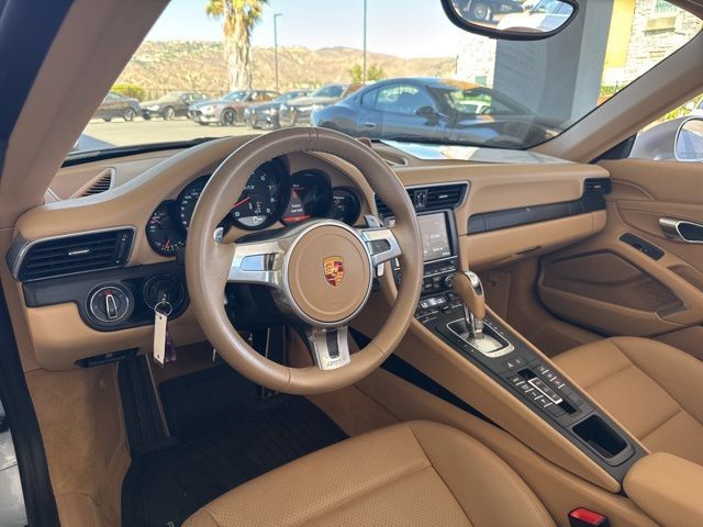 Used 2016 Porsche 911 Carrera GTS RWD image 18