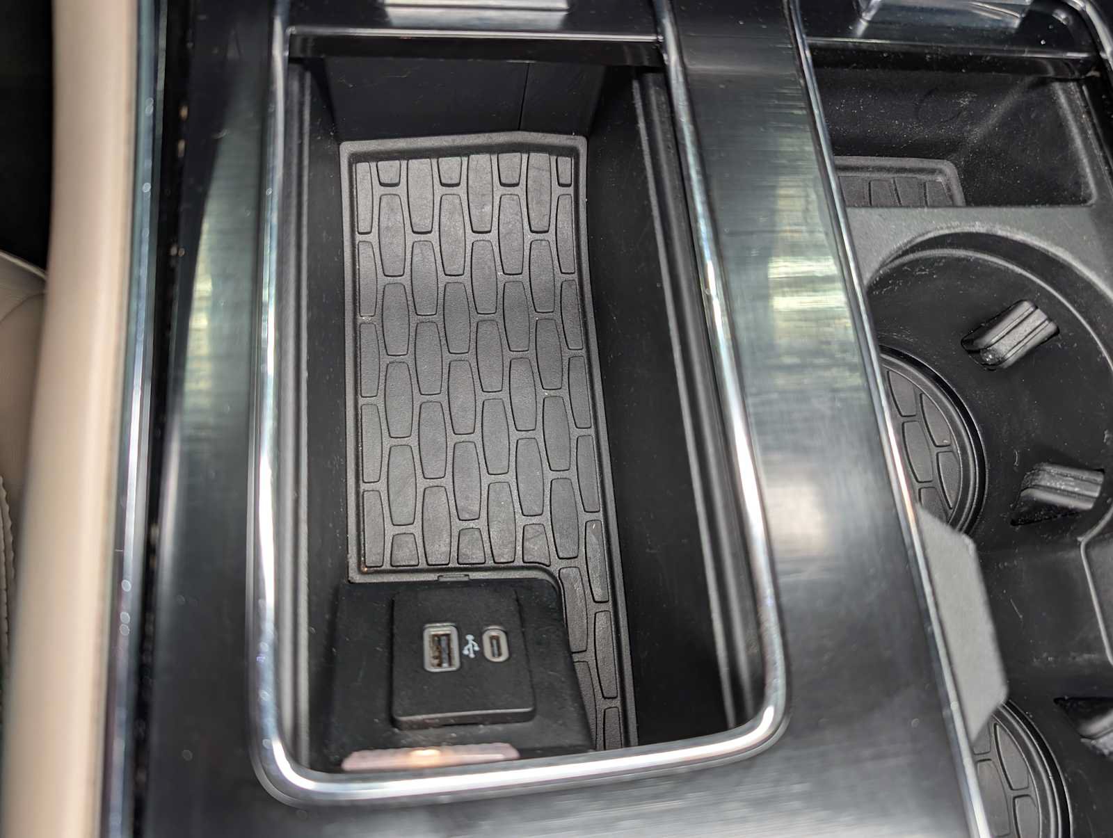 Used 2023 Lincoln Aviator AWD image 28