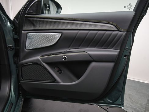 New 2025 Maserati Grecale Modena image 43