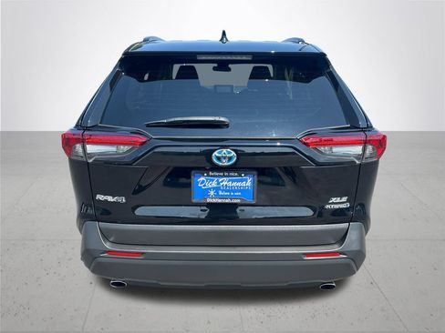 Used 2023 Toyota RAV4 XLE AWD/4WD image 8