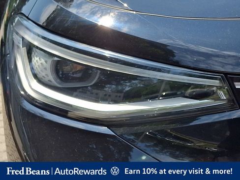 Certified 2024 Volkswagen ID.4 Pro S AWD/4WD image 13