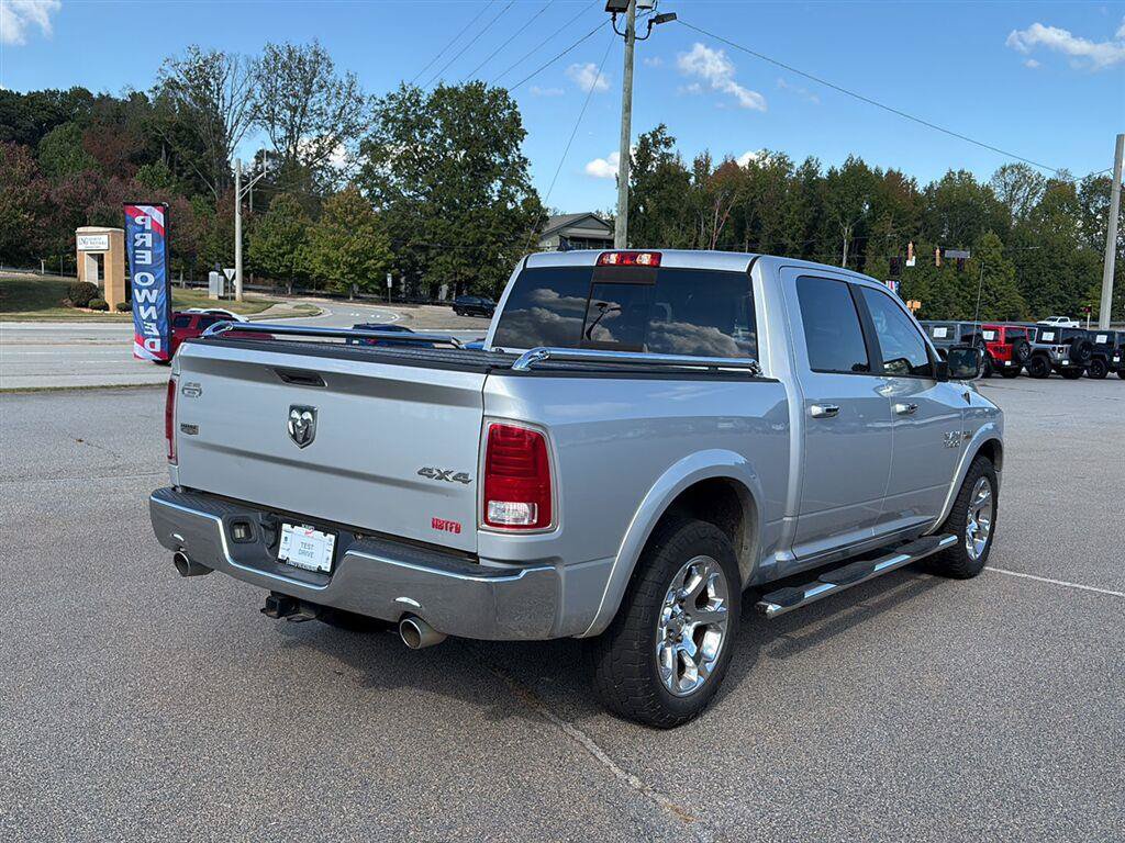 Used 2017 RAM 1500 Laramie w/ Convenience Group AWD/4WD image 3