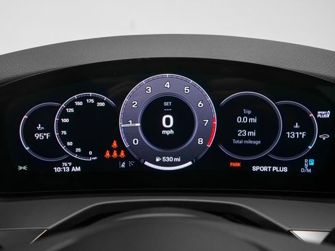 Certified 2025 Porsche Panamera 4 image 31