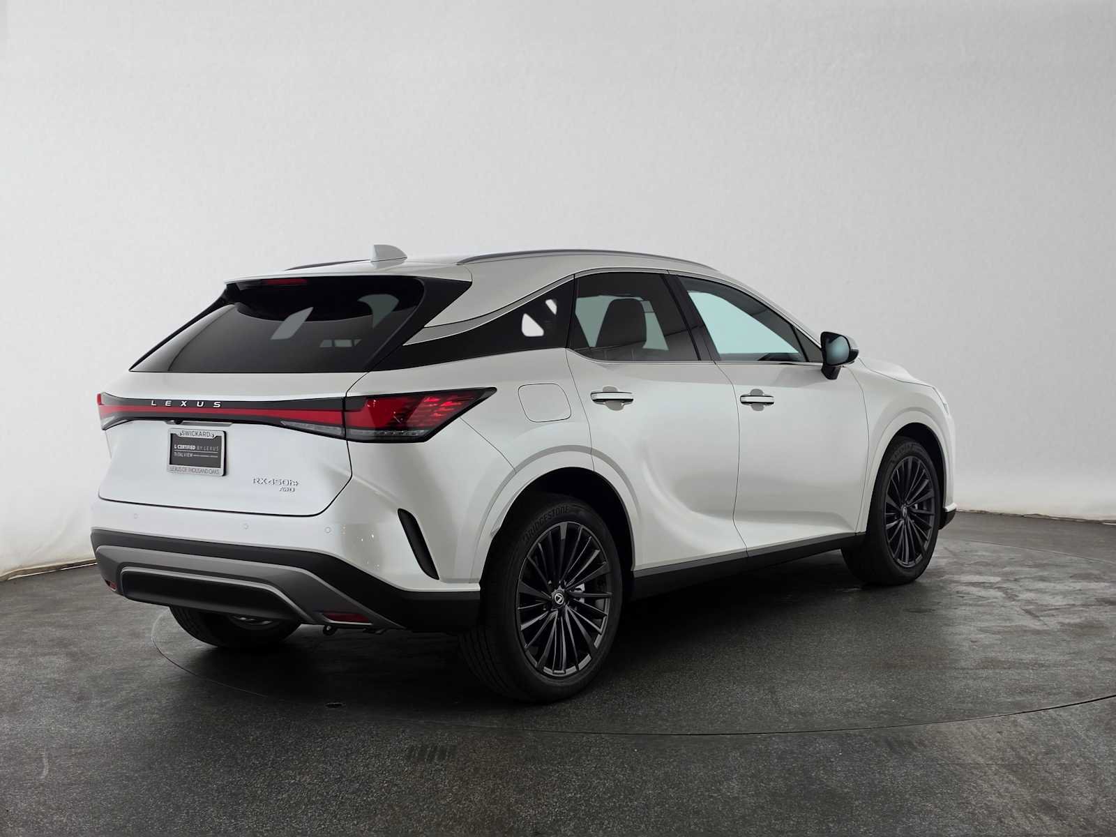 Certified 2026 Lexus RX 450h AWD w/ Convenience Package image 3