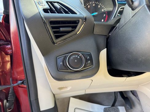 Used 2014 Ford Escape Titanium image 17