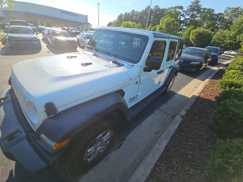 Used 2020 Jeep Wrangler Unlimited Sport S AWD/4WD image 4