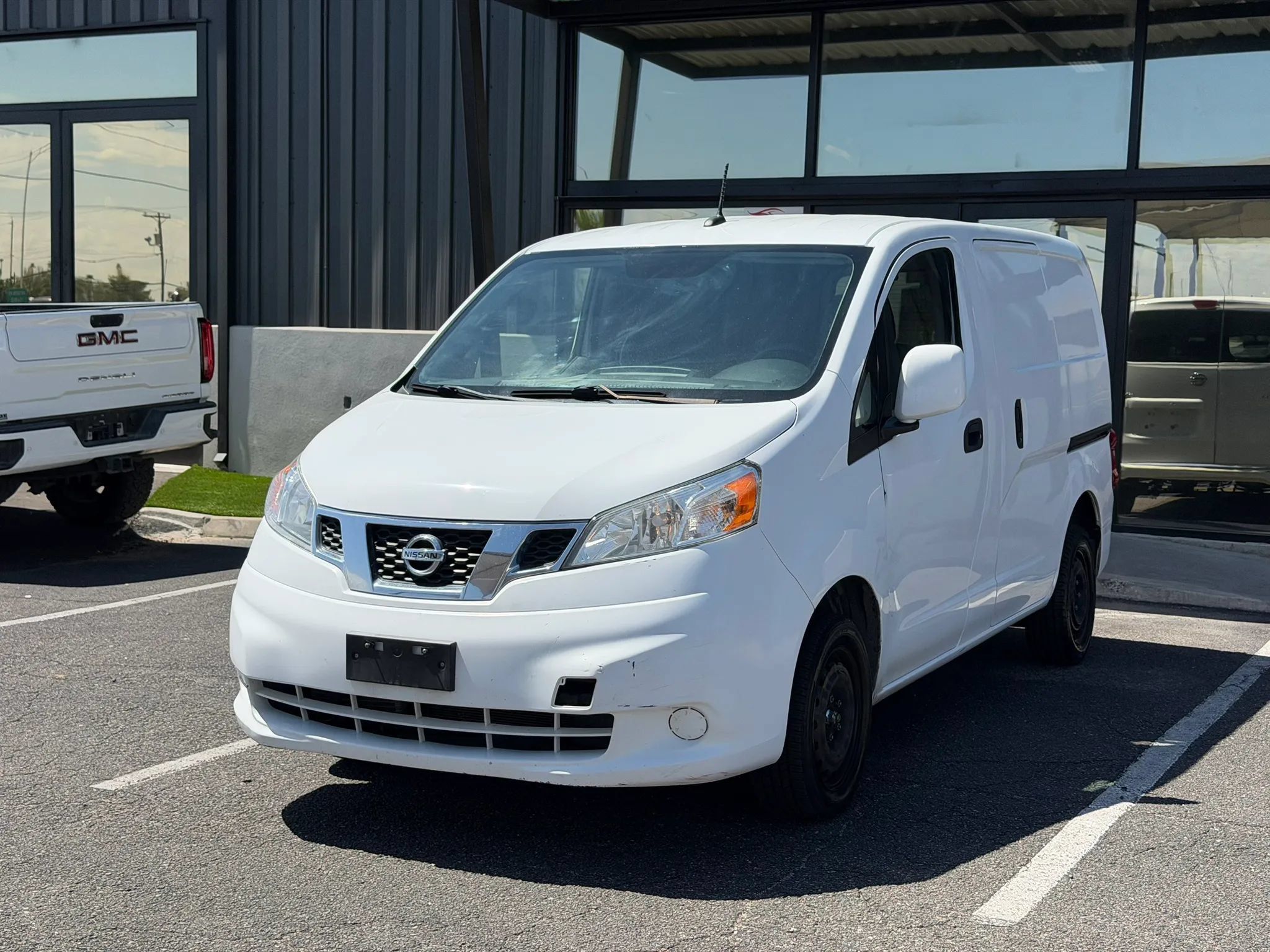 Used 2020 Nissan NV200 SV w/ Back Door Glass Package FWD image 2