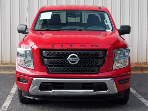 Used 2021 Nissan Titan SV w/ SV Convenience Package RWD image 40