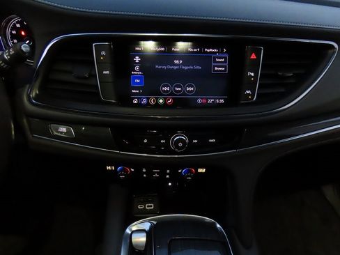 Used 2022 Buick Enclave Essence w/ Experience Buick Package image 23