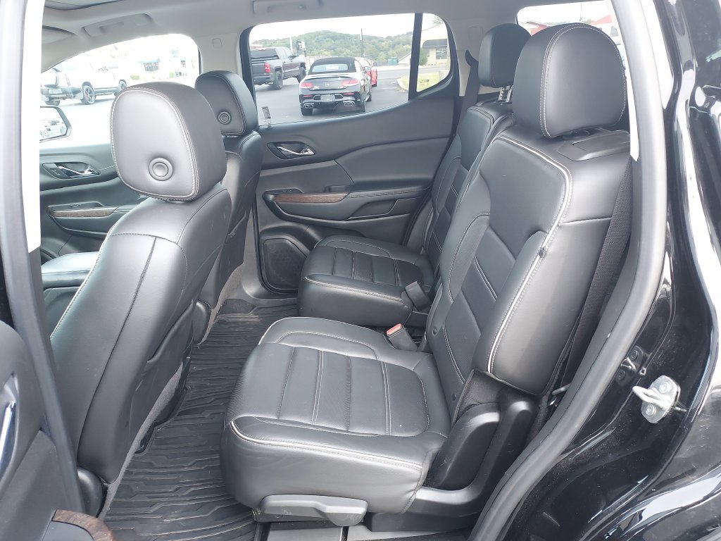 Used 2020 GMC Acadia Denali w/ Technology Package AWD/4WD image 14