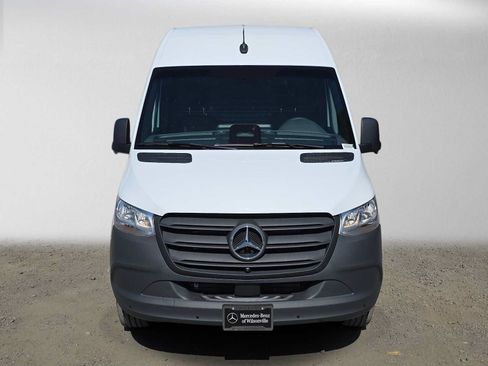 Used 2026 Mercedes-Benz Sprinter 2500 image 8