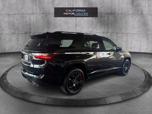 Used 2018 Chevrolet Traverse Premier w/ Redline Edition FWD image 5