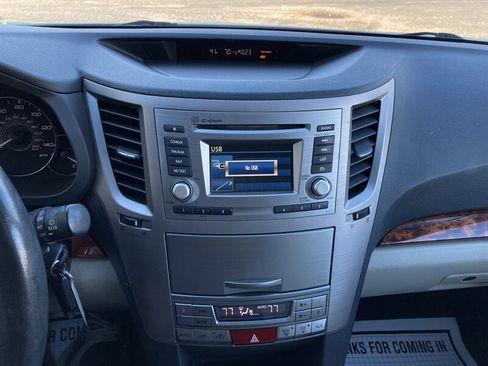 Used 2012 Subaru Outback 2.5i Limited image 19