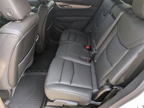 New 2025 Cadillac XT6 Luxury w/ LPO, Floor Liner Package image 22