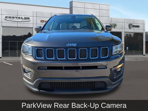 Used 2018 Jeep Compass Latitude w/ Popular Equipment Group image 10