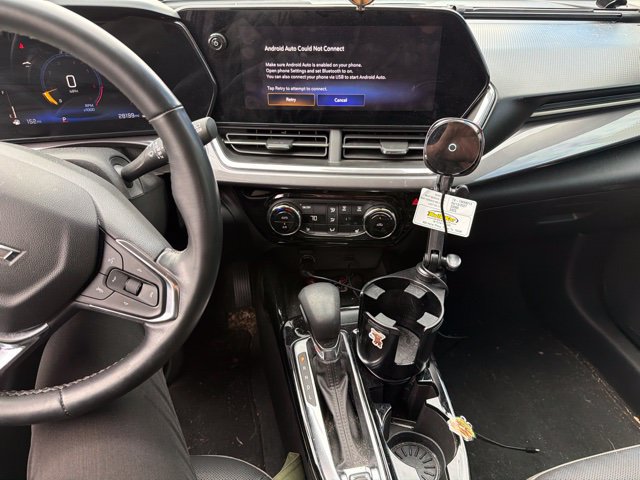 Used 2024 Chevrolet Trax ACTIV w/ Sunroof Package FWD image 17