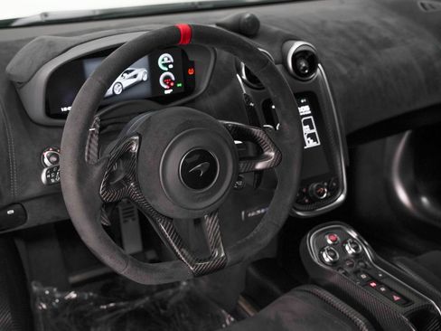 Used 2020 McLaren 620R image 48