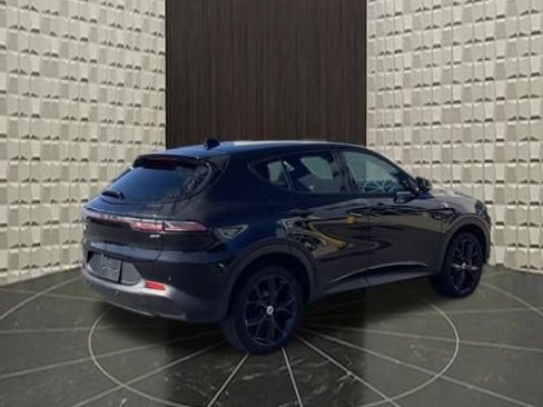 Certified 2023 Dodge Hornet GT w/ Track Pack AWD/4WD image 4