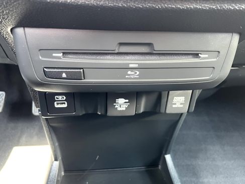 Used 2024 Honda Odyssey Touring image 20