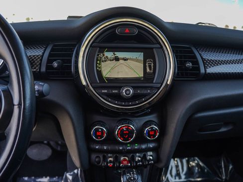 Used 2018 MINI Cooper S FWD image 14