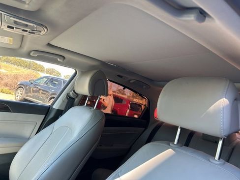 Used 2016 Hyundai Sonata Limited w/ Option Group 05 image 10