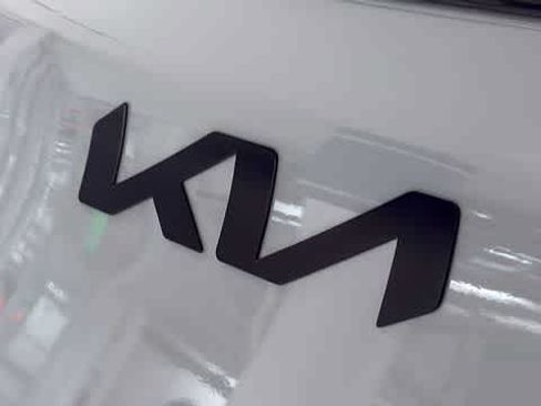 Used 2025 Kia Sportage X-Pro Prestige AWD/4WD image 8