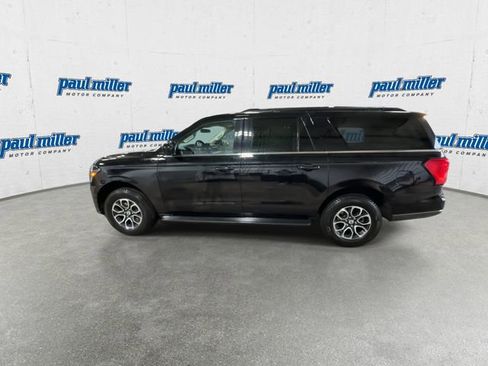 Used 2024 Ford Expedition Max XLT image 7