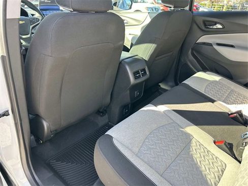 Used 2023 Chevrolet Equinox LT image 19