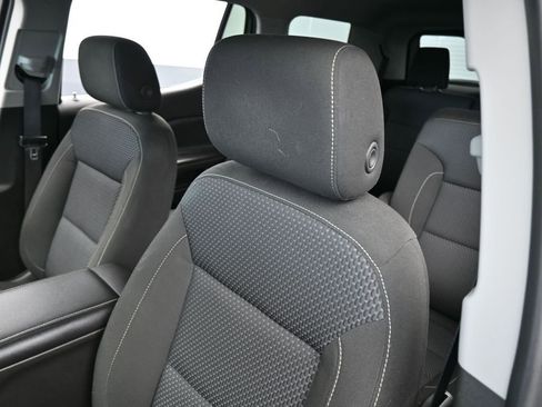 Used 2022 GMC Acadia SLE w/ Driver Convenience Package image 16