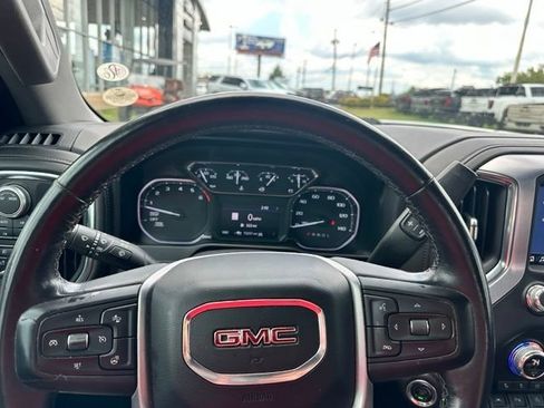 Used 2021 GMC Sierra 1500 SLT w/ SLT Premium Plus Package AWD/4WD image 30