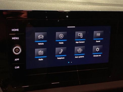 Used 2025 Volkswagen Jetta Sport image 25