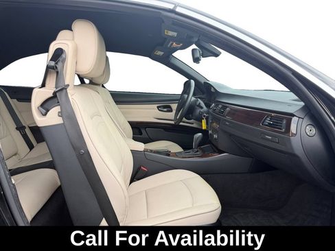 Used 2011 BMW 328i Convertible RWD image 17