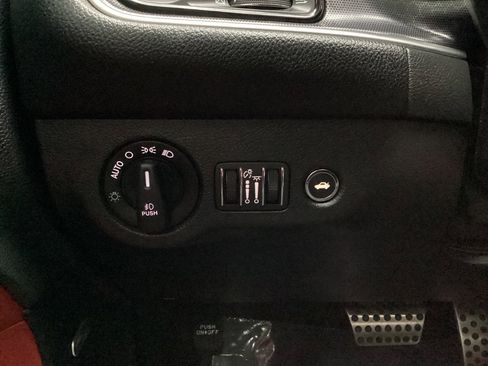 Used 2018 Dodge Challenger GT w/ Driver Convenience Group image 36